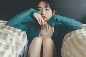 山田杏奈、北の大地で魅せる素肌に美しい瞳　2nd写真集、11.19発売