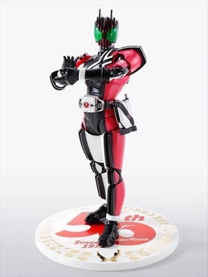 『仮面ライダーディケイド』真骨彫が仮面ライダー生誕50周年仕様で登場