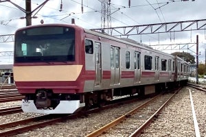 JR東日本E531系、401系「赤電」イメージした記念ラッピング車両に