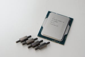 LGA1700リテンションキットを試す！ 28cmクラス水冷でi9-12900Kは冷えるのか