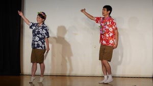 友近＆もう中学生、健康ランドでアロハを着込みショートコント