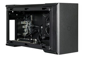 Cooler Master、550W電源内蔵の外付けGPUボックス「MASTERCASE EG200」