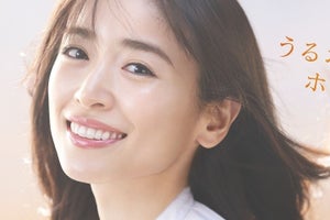 泉里香、うるおい&透明感あふれる美肌披露「自分の肌をはじめて好きに」