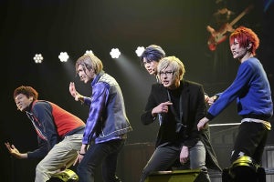 水江建太ら、『エーステ』秋組単独ライブ開幕「高みを目指すみんなだから…」