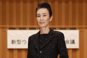 萬田久子『ドクターX』最終話出演『七人の秘書』東京都知事・南勝子役で