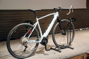 ヤマハ発動機、新型e-BIKEを発表--国内でもブームの兆し「グラベル」需要を先取り