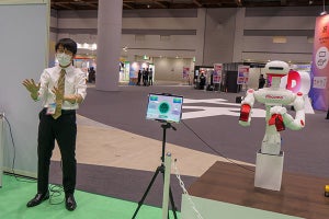 他人の身体を操作、脳波でロボットを操作……「人間拡張基盤」のデモを見た - docomo Open House'22より