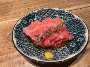 【新オープン】「神楽坂 囲炉裏 肉よろず」で絶品肉料理に舌鼓!