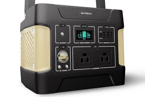 最短3時間でフル充電、容量403Whのポータブル電源「PowerZ Pro 400」