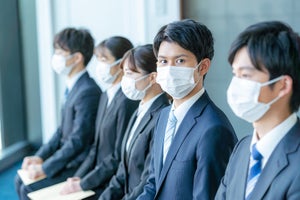 転職「後悔した」が59%、経験者300人に聞く選考段階で確認すべきこと1位は?