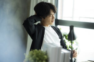 仕事が遅い人の特徴とは? 遅いことの悩みを改善するための方法を紹介