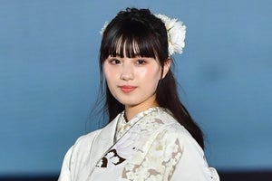 鶴嶋乃愛、純白の振り袖でランウェイ「二十歳の記念に…幸せです」【動画あり】