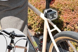 サイクルライトと一体になった自転車用のドラレコ　サンコー