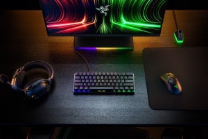 Razer、アナログオプティカルスイッチ搭載のミニサイズゲーミングキーボード