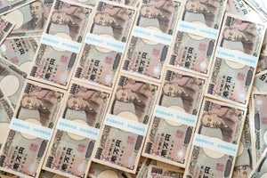 年収2000万円超えの人はどれくらいいる? 多い業種は?