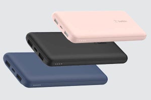 ベルキン、10,000mAhのモバイルバッテリー　USBケーブル付きで1,990円