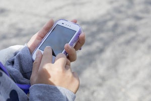 小中学生のスマホ持ち始め年齢は平均10.63歳 - ドコモ・モバイル社会研究所