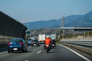 バイクの高速料金が4月から期間限定で"約半額"に値下げ、対象区間や利用方法を解説