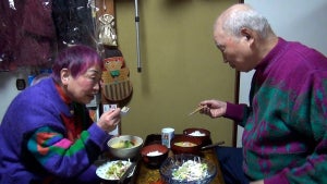 火事で店舗が全焼…高円寺名物店の老夫婦、“生きがい”奪われいがみ合う日々