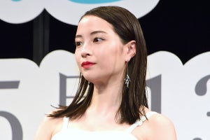 広瀬すず、清楚なキャミワンピで美肩露出　姉・広瀬アリスは「宿命の存在」