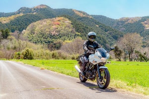 バイク乗り500人に聞いた「ソロツーリング好き」の割合は?