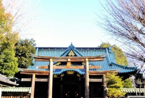 氏神神社とは? 崇敬神社との違いや調べ方、お参りの仕方にQ&Aもご紹介