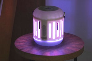 電気の力で蚊などの虫を撃退するモスキートランタン　USB電源で駆動