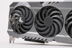 ASUS TUF Gamingの質実剛健なOC版「GeForce RTX 3090 Ti」搭載カードを試す