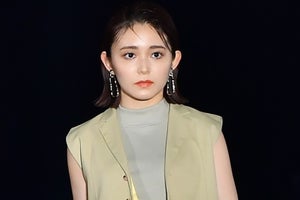 久間田琳加、美脚あらわな超ミニワンピでランウェイ