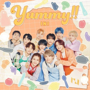 INI、エプロン姿でにっこり!「まぜスパ」CMソング「Yummy!!」ジャケ写公開