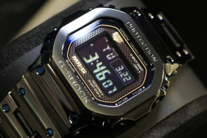 カシオ2022年6月発売のG-SHOCK「MRG-B5000BA」「GMW-B5000TVB」を実機写真で！