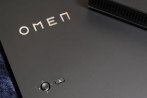 まさに高嶺の花─「OMEN 27u」で4K UHD/144Hzゲーミングをガッツリ体験した話