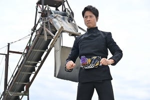 『仮面ライダーリバイス』映画にケイン・コスギが出演「長年の夢だった」