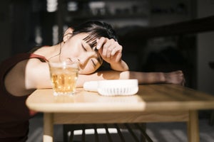 「クーラーはつけっぱなしがオトク?」「部屋は28℃が最適?」エアコンにまつわる“ウソ?ホント?”を三菱電機に聞いた