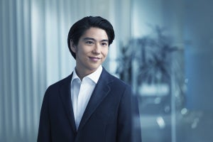 賀来賢人、エバンジェリスト役の新WEBCM「やり抜こうとする姿勢に共感」