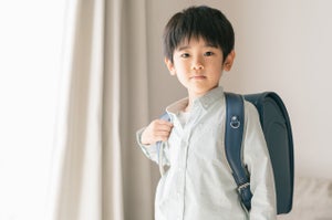 保護者73%「小学生が通学時に持つ荷物は昔より重い」 - 理由は?