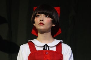 上坂すみれ、赤ワンピ姿でねこ娘に!『ゲゲゲの鬼太郎』で人生初舞台「とても新鮮」