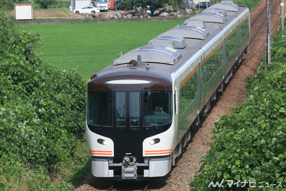 JR東海HC85系「ひだ1号」新型特急車両に乗って高山へ - 乗り心地は