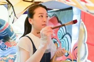 浅田真央、“ねぶた”制作を初体験「とても緊張しました」