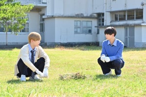 佐藤新と織山尚大が見つめ合う『高良くんと天城くん』場面写真公開＆OP主題歌決定