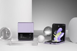 Samsung、コンパクト化＆バッテリー強化の「Galaxy Z Flip4」をグローバル発表