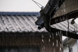 【わかる】「雨の匂いって何に例えればいい?」に共感の声殺到! -「何ともいえない匂いするよねw」「クーラーのつけ始め…?」