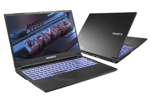 GIGABYTE、GeForce RTX 3060 Laptop搭載の15.6型ゲーミングノートPC