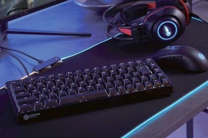 エレコム、ハイクラス・ゲーミングデバイス「GAMING V custom」始動