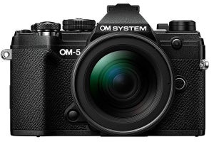 OMDS、小型軽量の高性能カメラ「OM-5」　“OM SYSTEM”ロゴを初導入