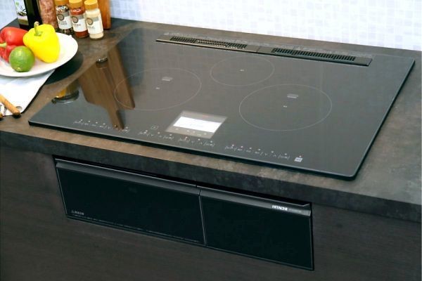 最新IHクッキングヒーターはグリルに注目 - 日立の新製品は焼きムラを抑える機能など盛りだくさん