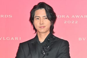 山下智久、今年は「幸せな1年が過ごせた」 笑顔で来年の抱負も語る