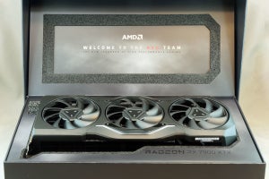 「Radeon RX 7900シリーズ」開封の儀！ Radeon RX 7900 XTと7900 XTXをじっくり見る