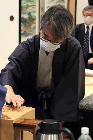 藤井聡太王将VS羽生善治九段　棋史に残る七番勝負は８日開幕　第72期ALSOK杯王将戦七番勝負