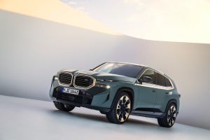 最強のSUVが誕生か? BMW「XM」が2,130万円でデビュー!